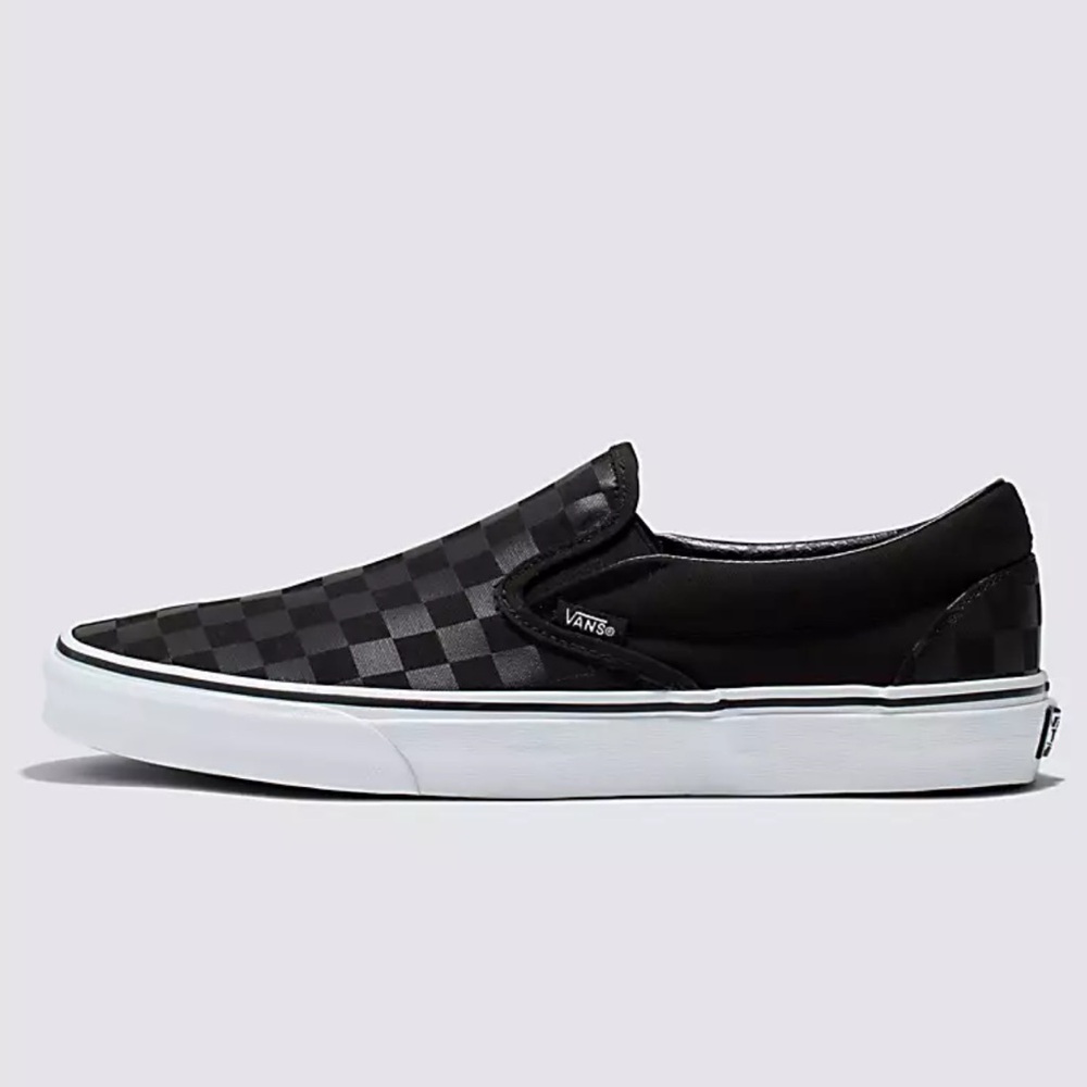 Vans WMNS Classic Slip-On (Checkerboard)Black/Black
VN000EYE276
Sneakers - Picture 2 of 16